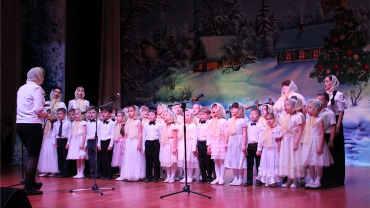 Николай Курчаткин поздравил детей Цивильского района с Рождеством